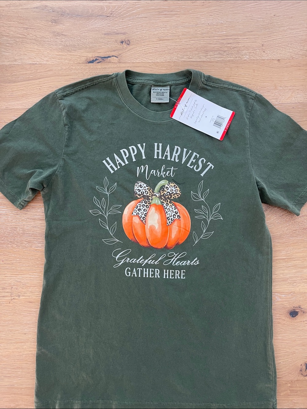 Happy Harvest Market Pumpkin Graphic Tee‎ - Olive Green